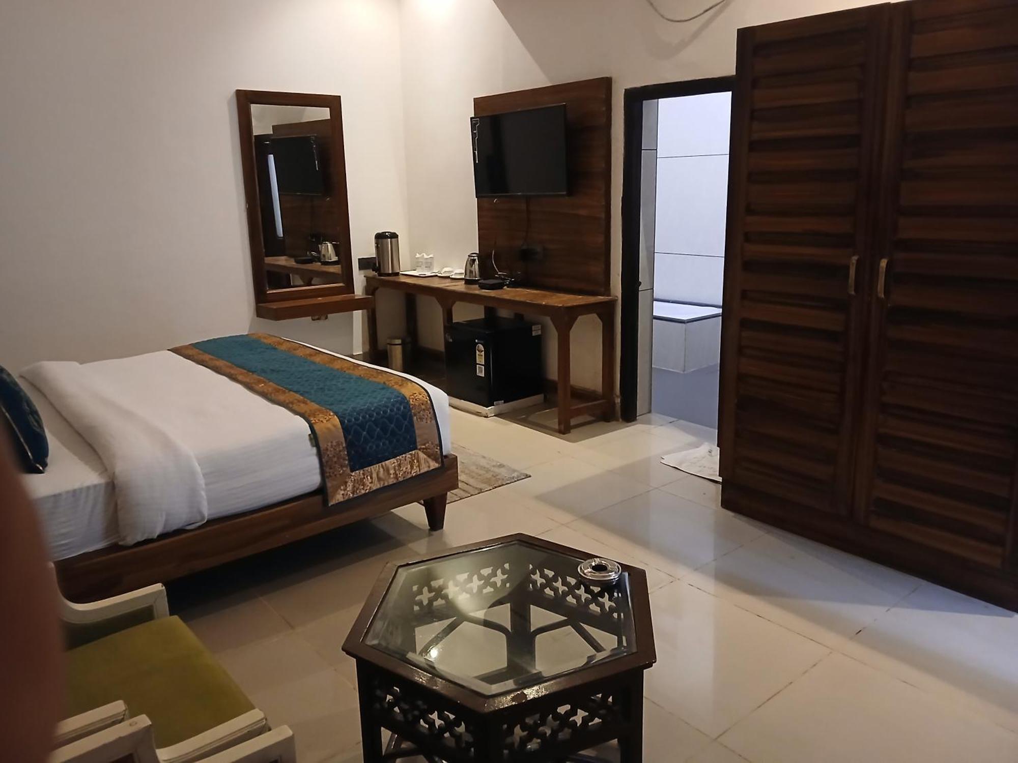 Panna Tiger Resort- Riverside Property Rājgarh Esterno foto